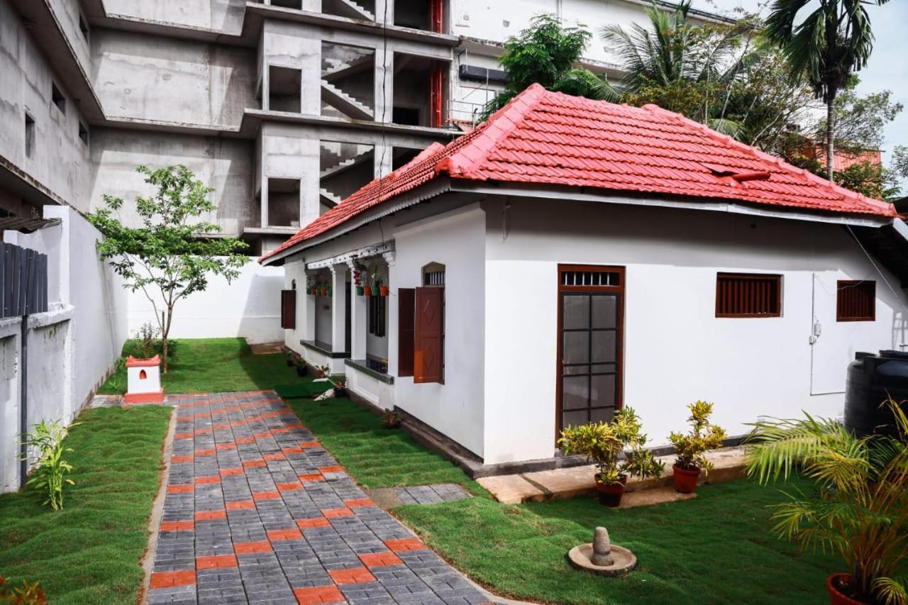 Ferienwohnung Bobbys Corner Alappuzha Exterior foto