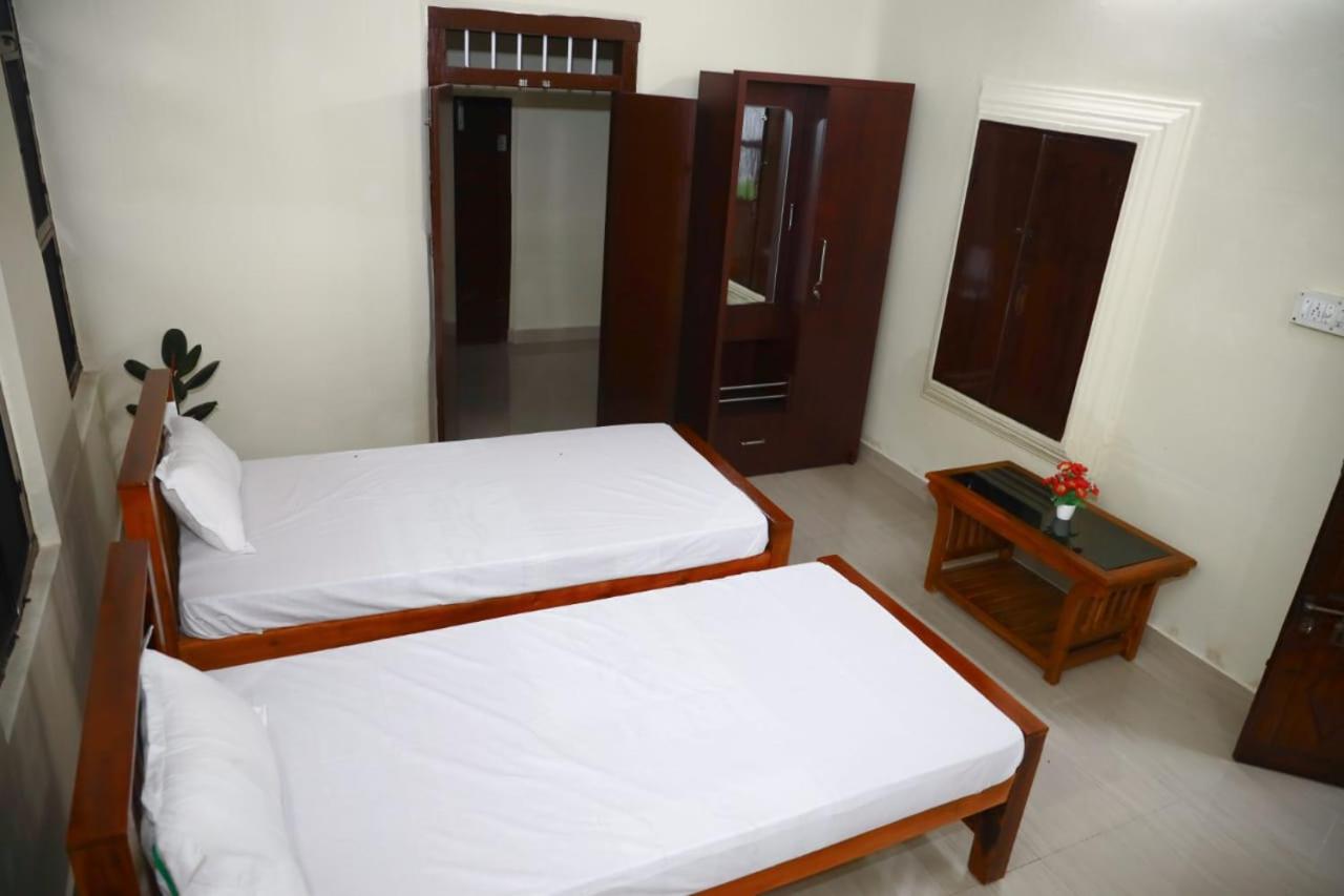 Ferienwohnung Bobbys Corner Alappuzha Exterior foto