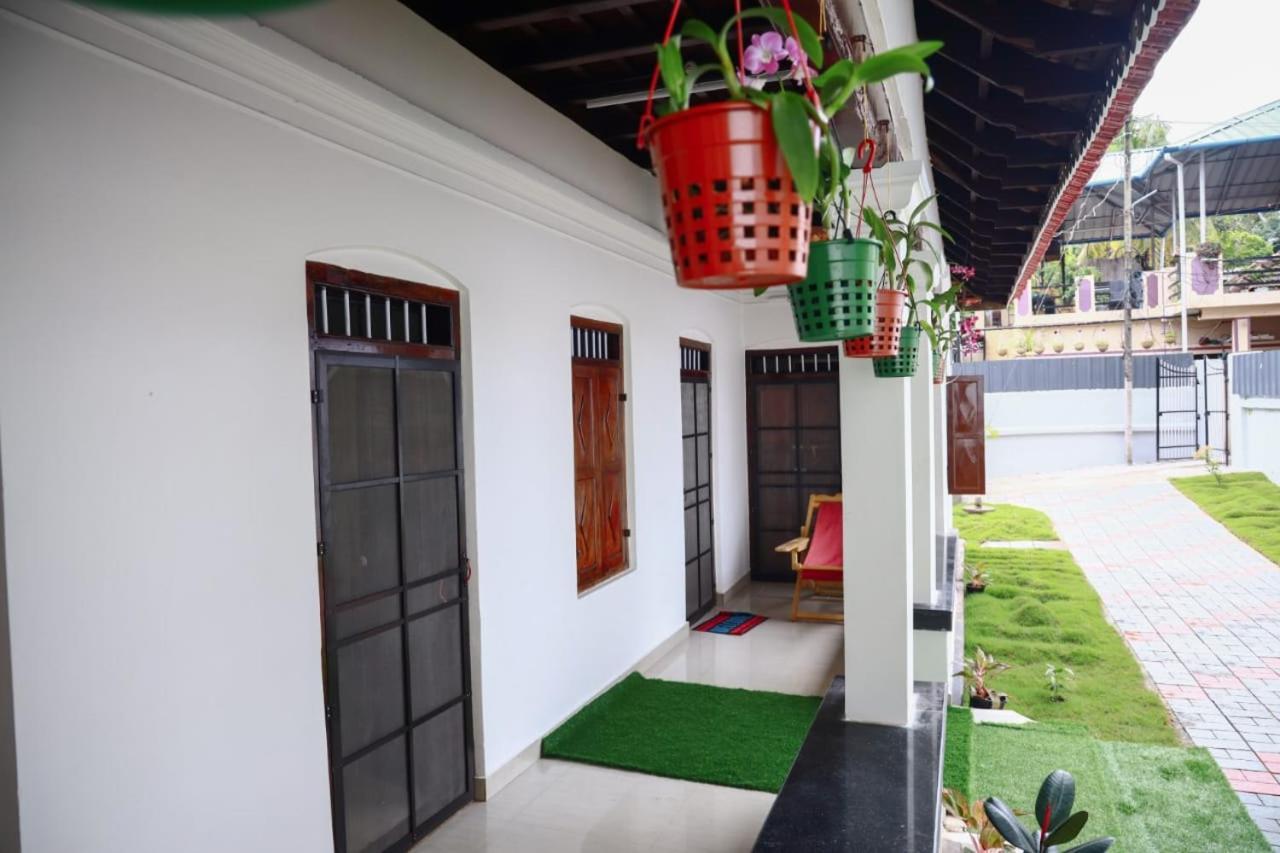 Ferienwohnung Bobbys Corner Alappuzha Exterior foto