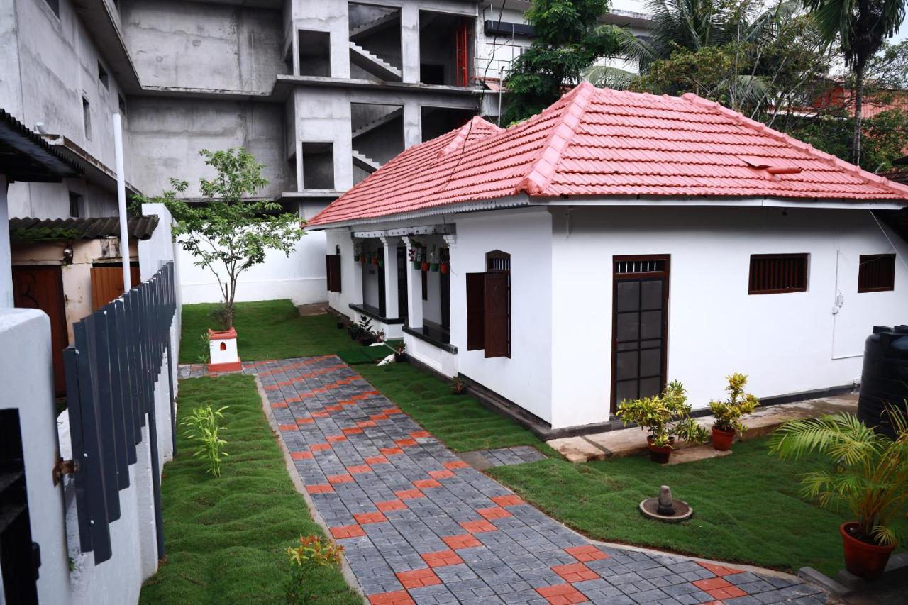 Ferienwohnung Bobbys Corner Alappuzha Exterior foto