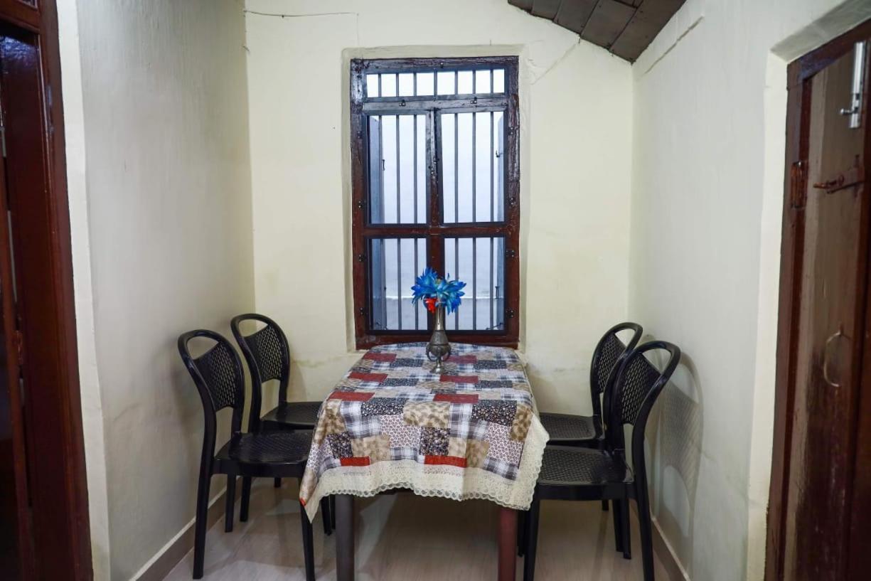 Ferienwohnung Bobbys Corner Alappuzha Exterior foto